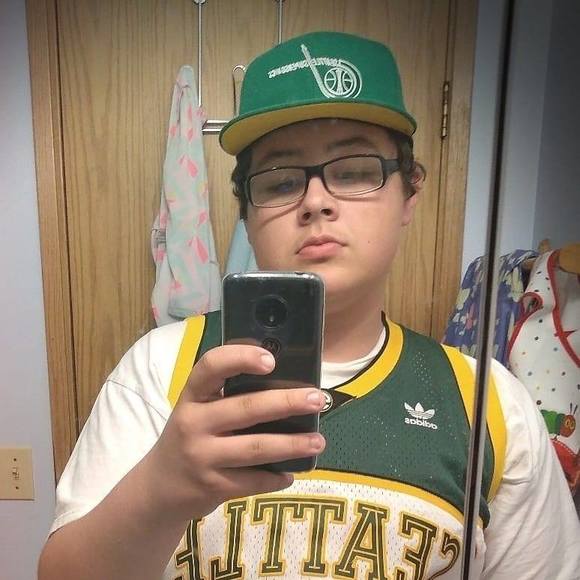 Meet your Posher, Isaac - Picture 1 of 1